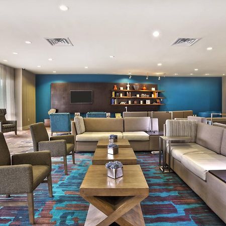Courtyard By Marriott Gulfport Beachfront Exterior photo